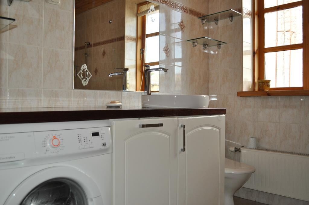 Alevi Holiday Home With Sauna Reval Esterno foto